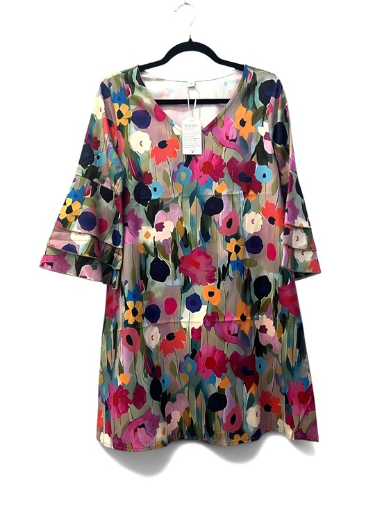 Dresses & Skirts - NWT Bold Watercolor Modern Floral Bell Sleeve V-Neck Shift Dress, S